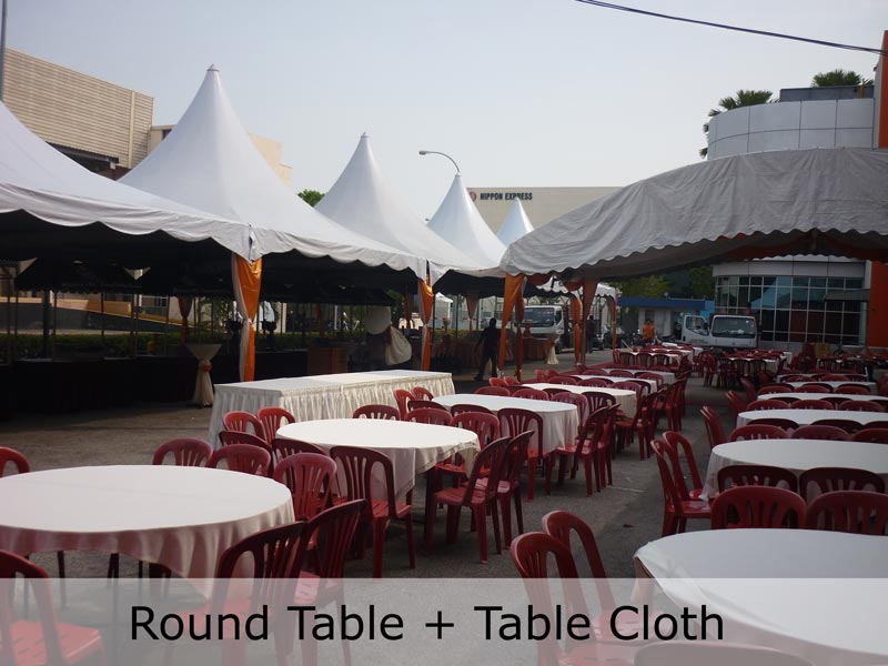 Round tables with white cloths